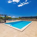 Tatil Evi House Lucija *